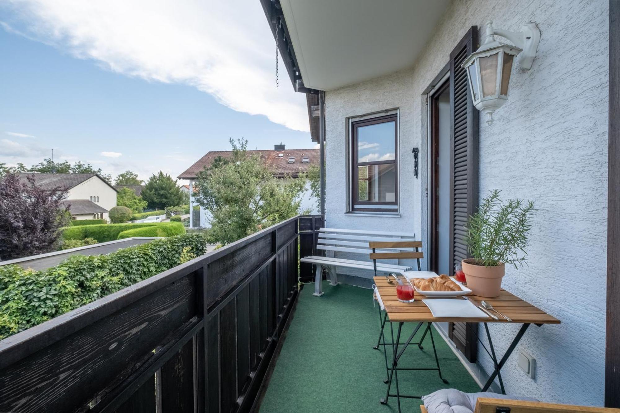Gemuetliches Wohlfuehl-Apartment Mit Perfektem Seeblick Dießen am Ammersee エクステリア 写真