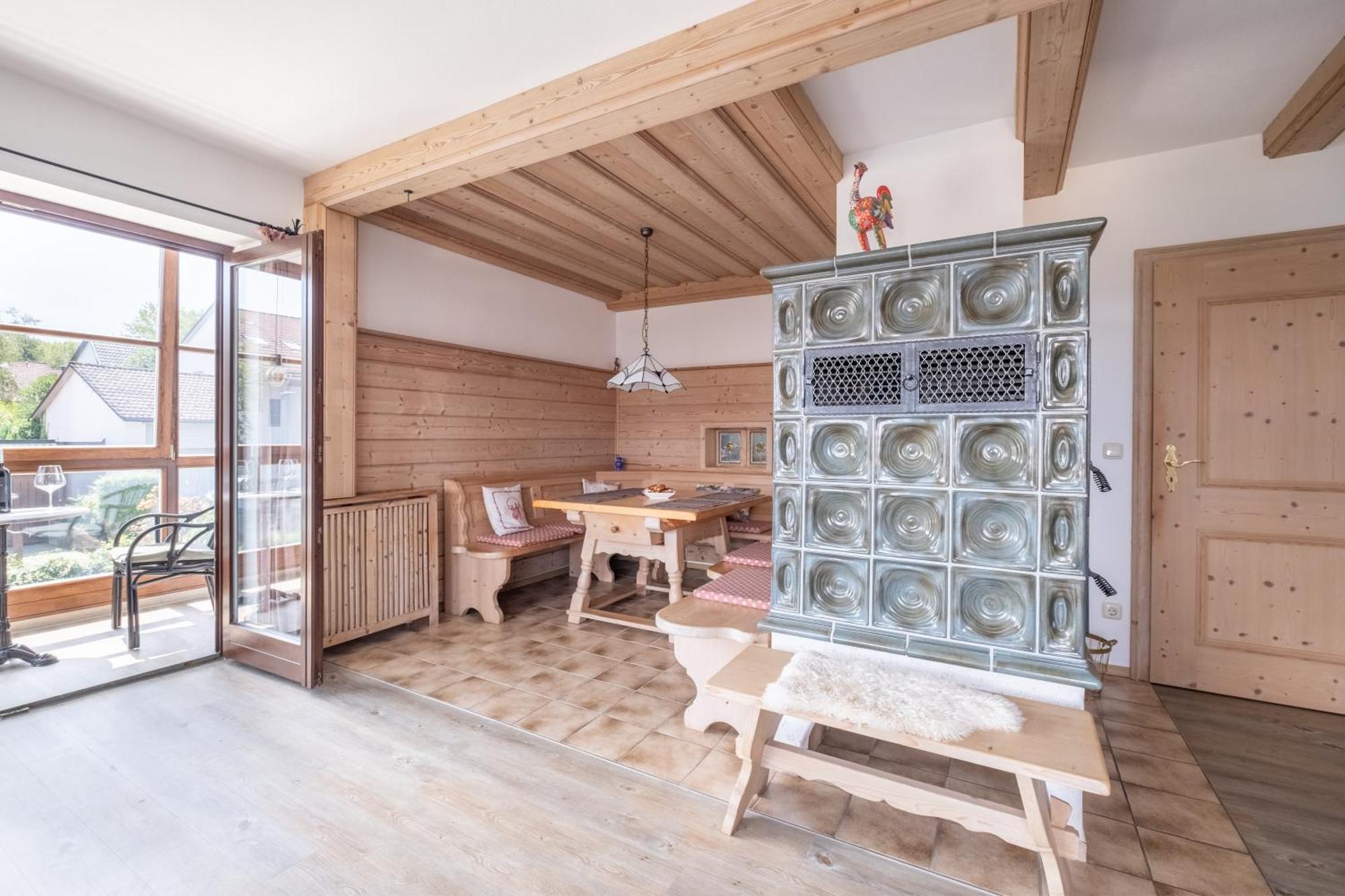 Gemuetliches Wohlfuehl-Apartment Mit Perfektem Seeblick Dießen am Ammersee エクステリア 写真